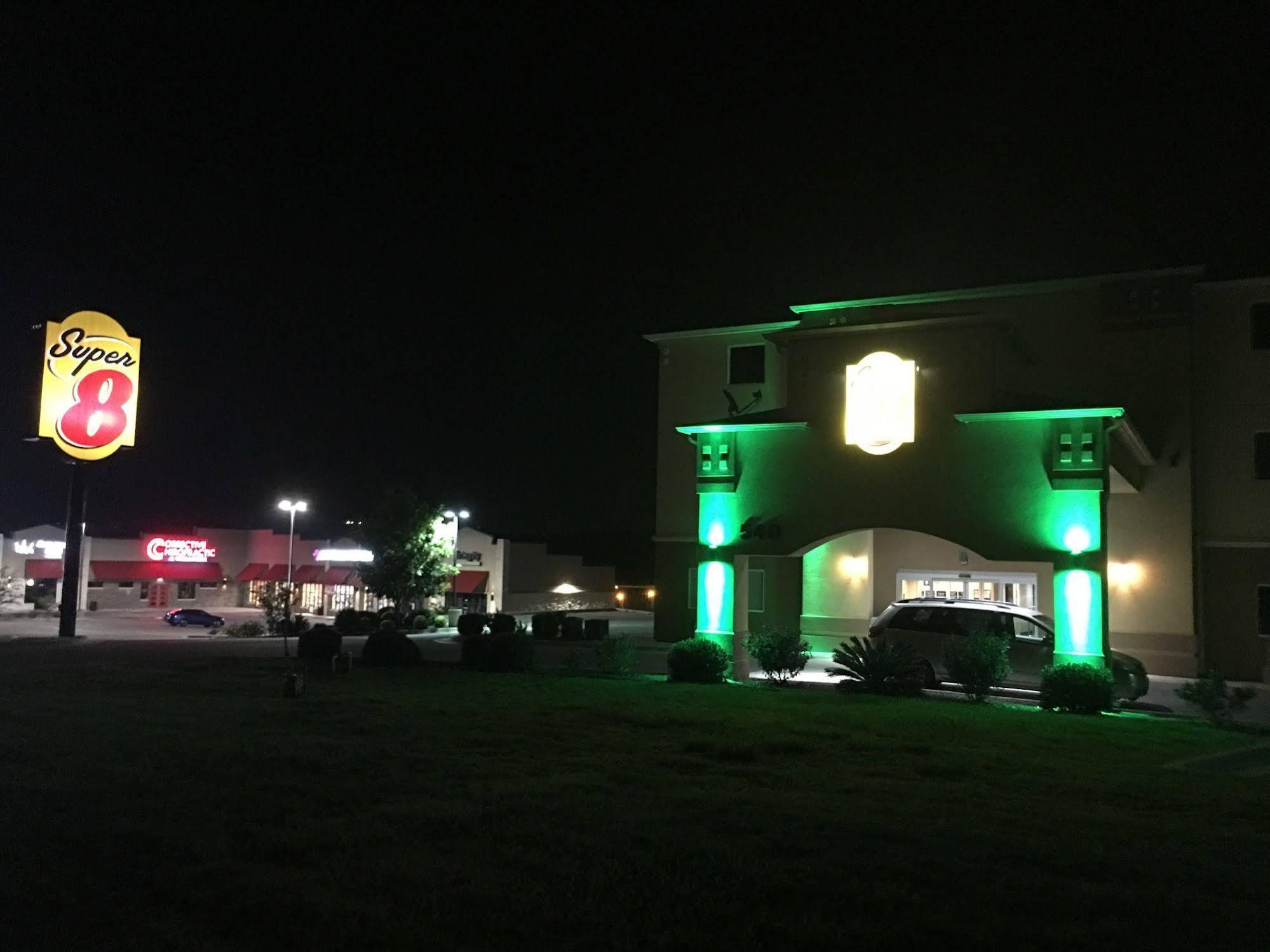 Super 8 By Wyndham Harker Heights Killeen - Fort Cavazos Extérieur photo